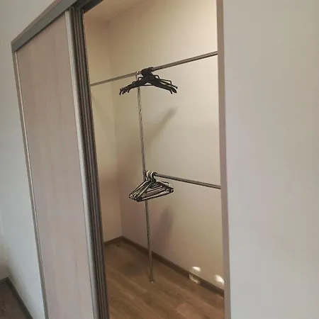 U Eli Z Prywatnym Tarasem アパート