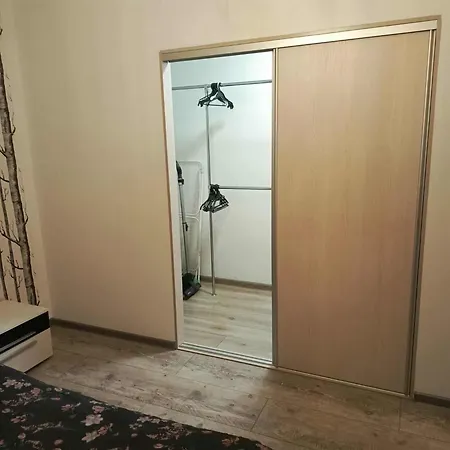 U Eli Z Prywatnym Tarasem דירה Oświęcim